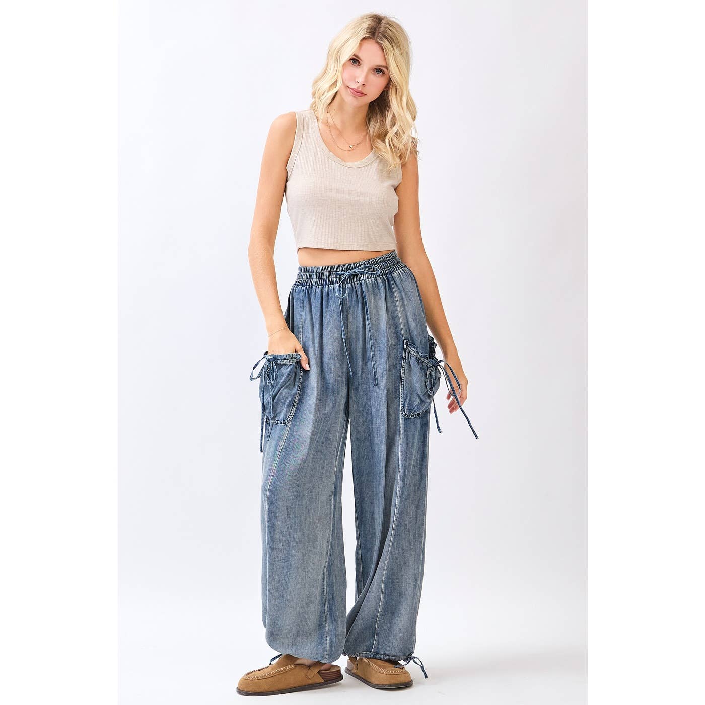WASHED CHAMBRAY ADJUSTABLE ANKLE DROP POCKET PANTS
