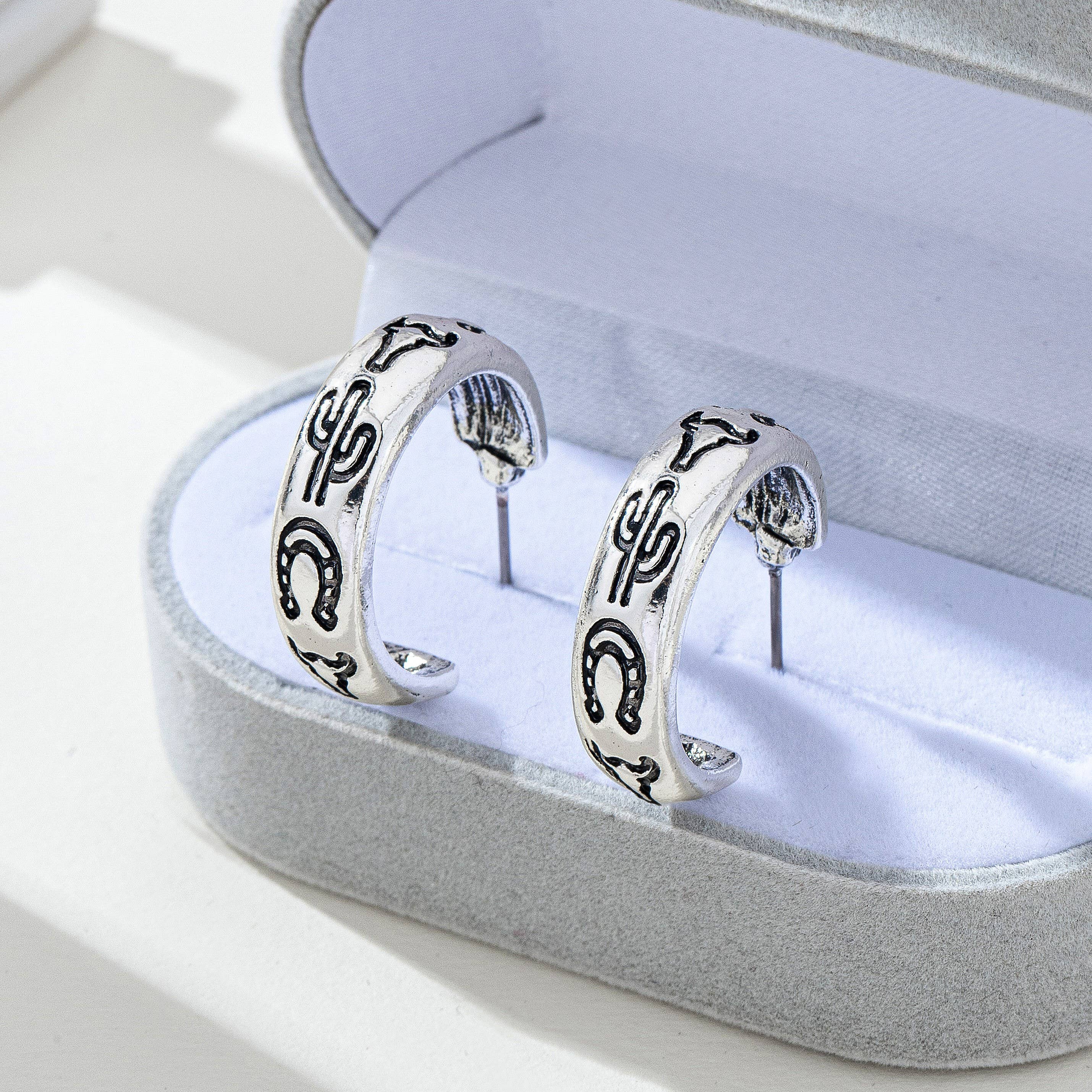 Cowgirl Engraved Silver Hoop Earrings | 80E62386