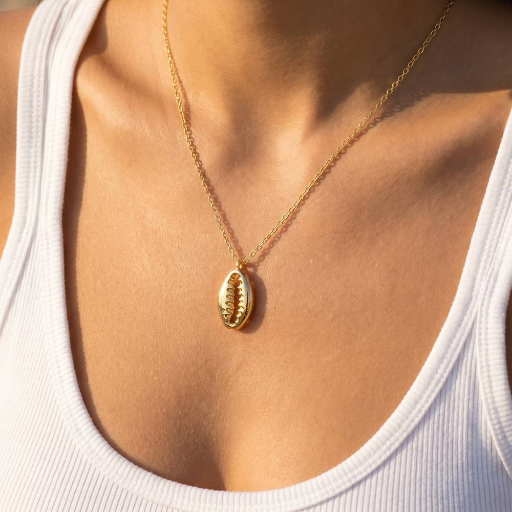 18K Gold Dipped Cowrie Shell Pendant Necklace