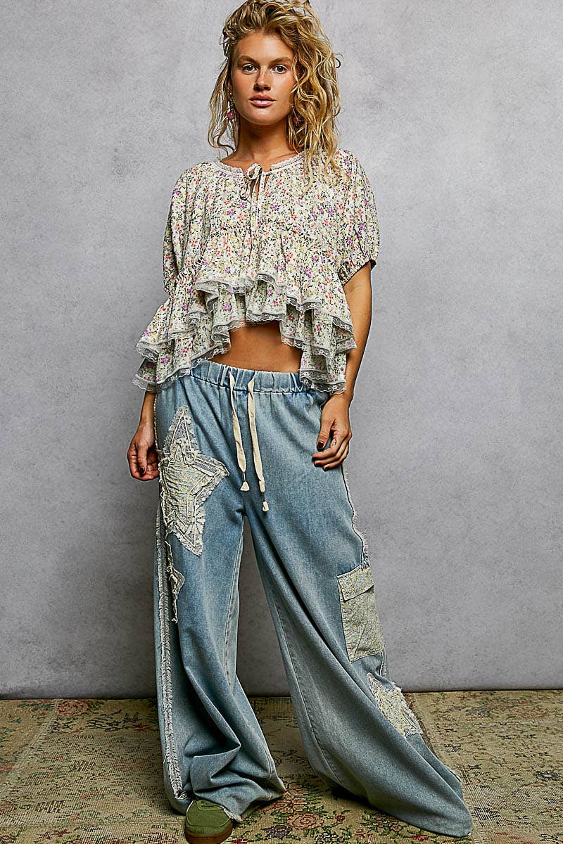 Ruffle Detail Neck Loop Floral Balloon Sleeve Woven Top