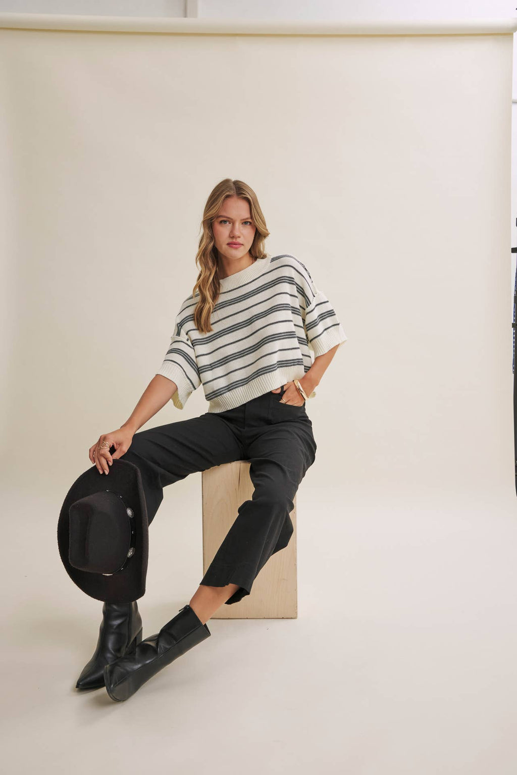 ESSENSE OF WEEKEND STRIPED LINEN COTTON BOXY SWEATER TOP