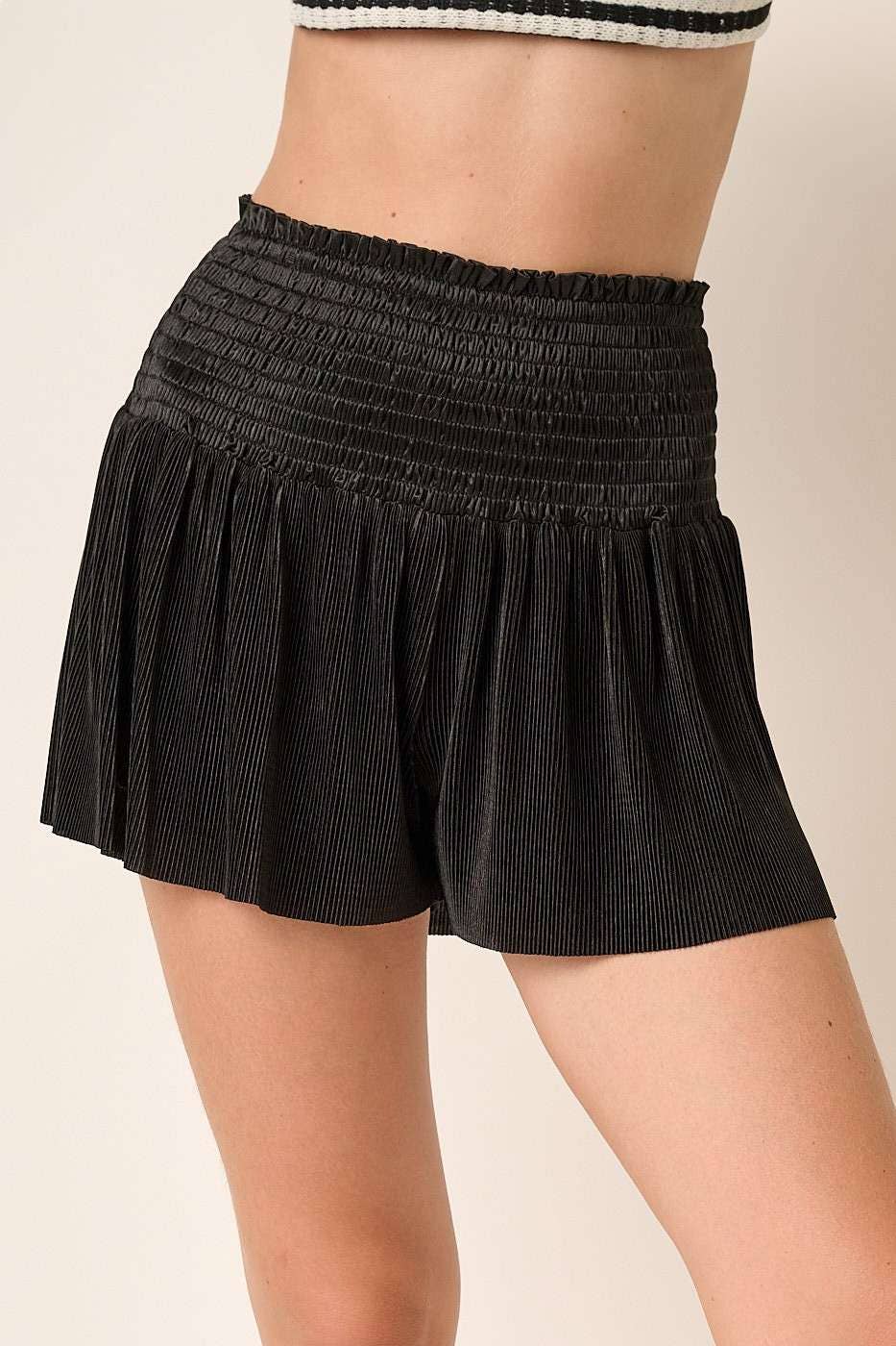 H70340A-SMOCKED SHORTS