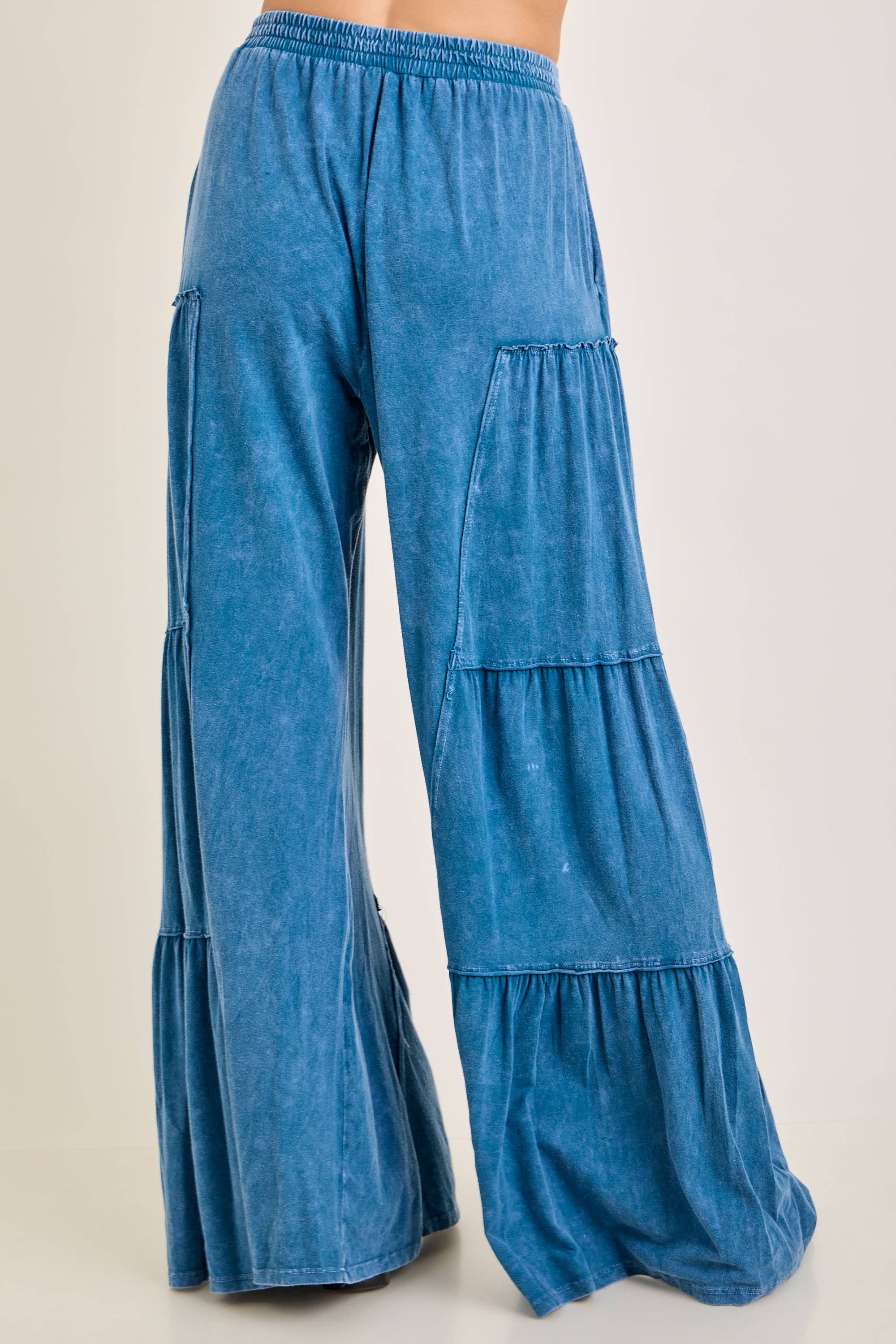 Mineral Washed Tiered Wide Leg Pants HP5033P1