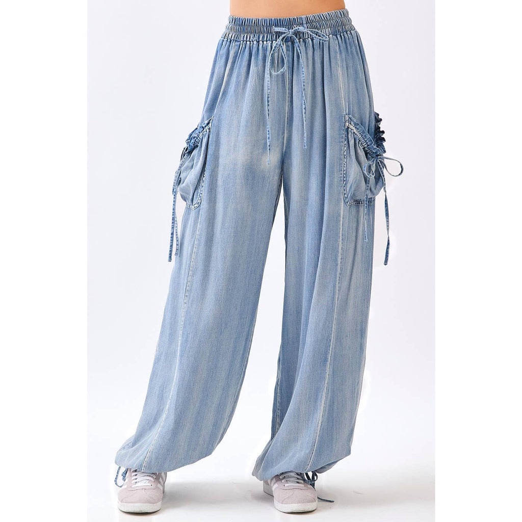 WASHED CHAMBRAY ADJUSTABLE ANKLE DROP POCKET PANTS