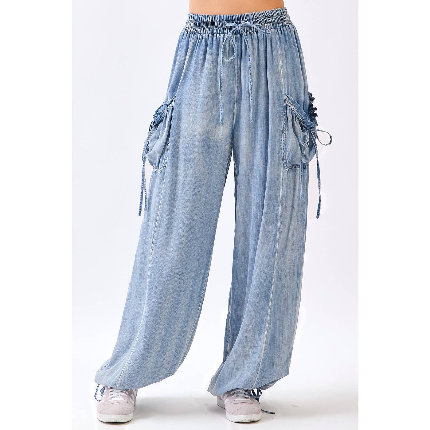 WASHED CHAMBRAY ADJUSTABLE ANKLE DROP POCKET PANTS