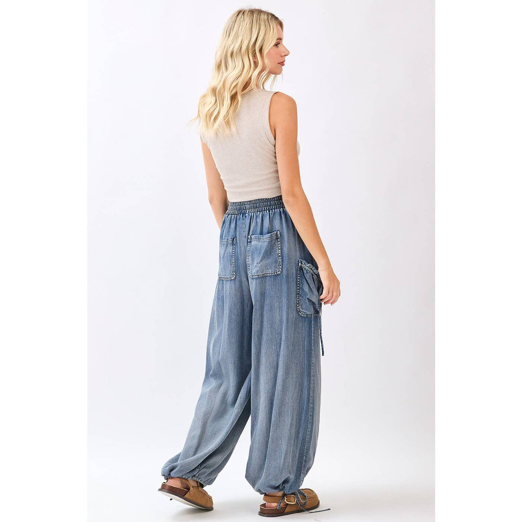 WASHED CHAMBRAY ADJUSTABLE ANKLE DROP POCKET PANTS