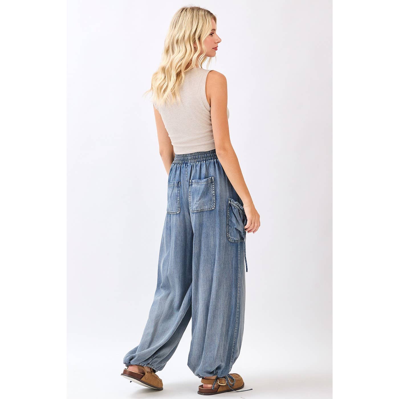 WASHED CHAMBRAY ADJUSTABLE ANKLE DROP POCKET PANTS