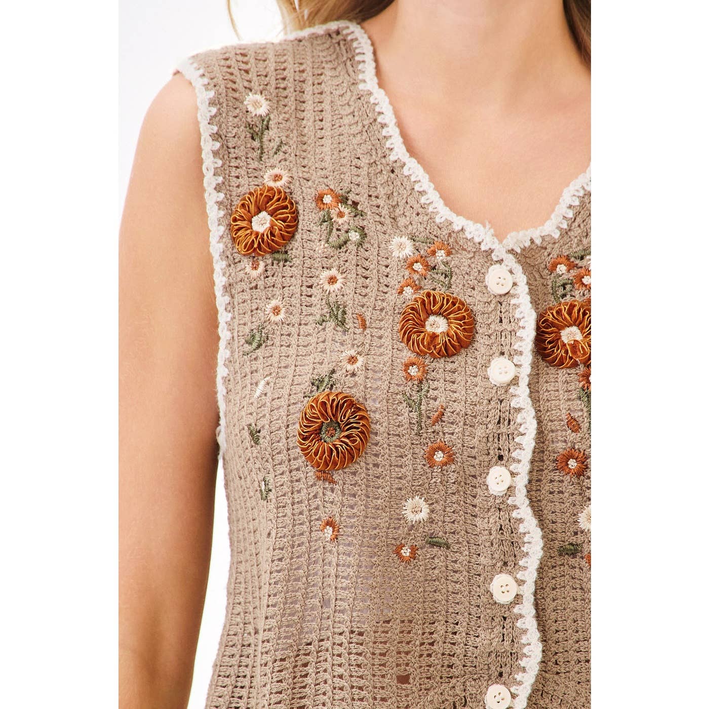 FLORAL EMBROIDERY SLEEVELESS VEST CROCHET TOP