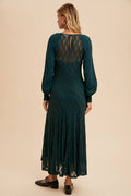 RAGLAN VINTAGE LACE PANELED DRESS