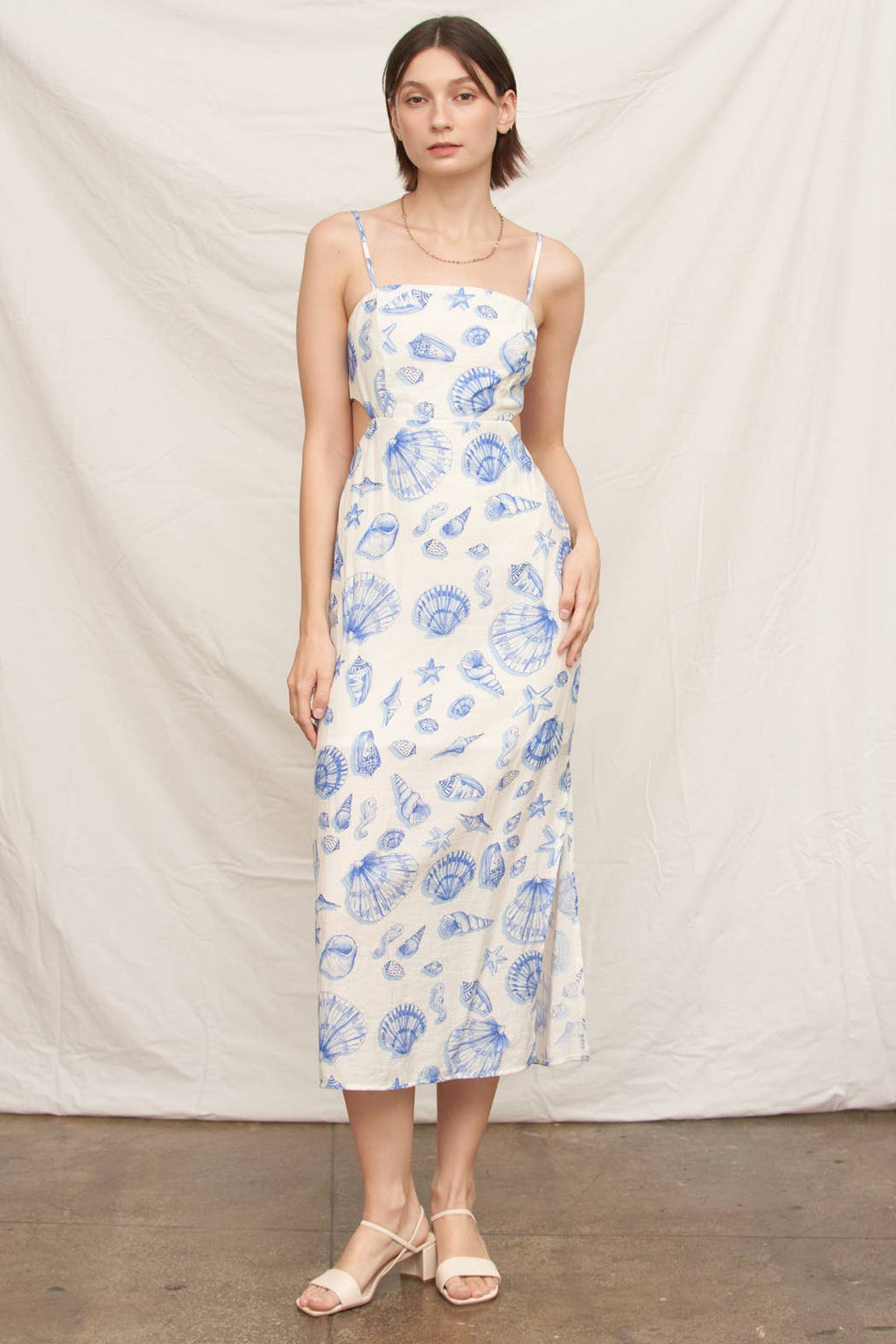 Sleeveless Seashell Print Tie-Back Midi Dress