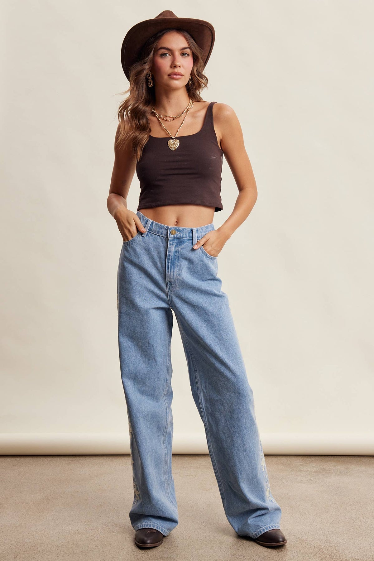 Embroidered Floral Denim Jeans LP0287
